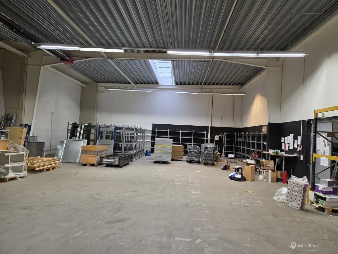 Billede 3 - Lokale til pladskrævende butik