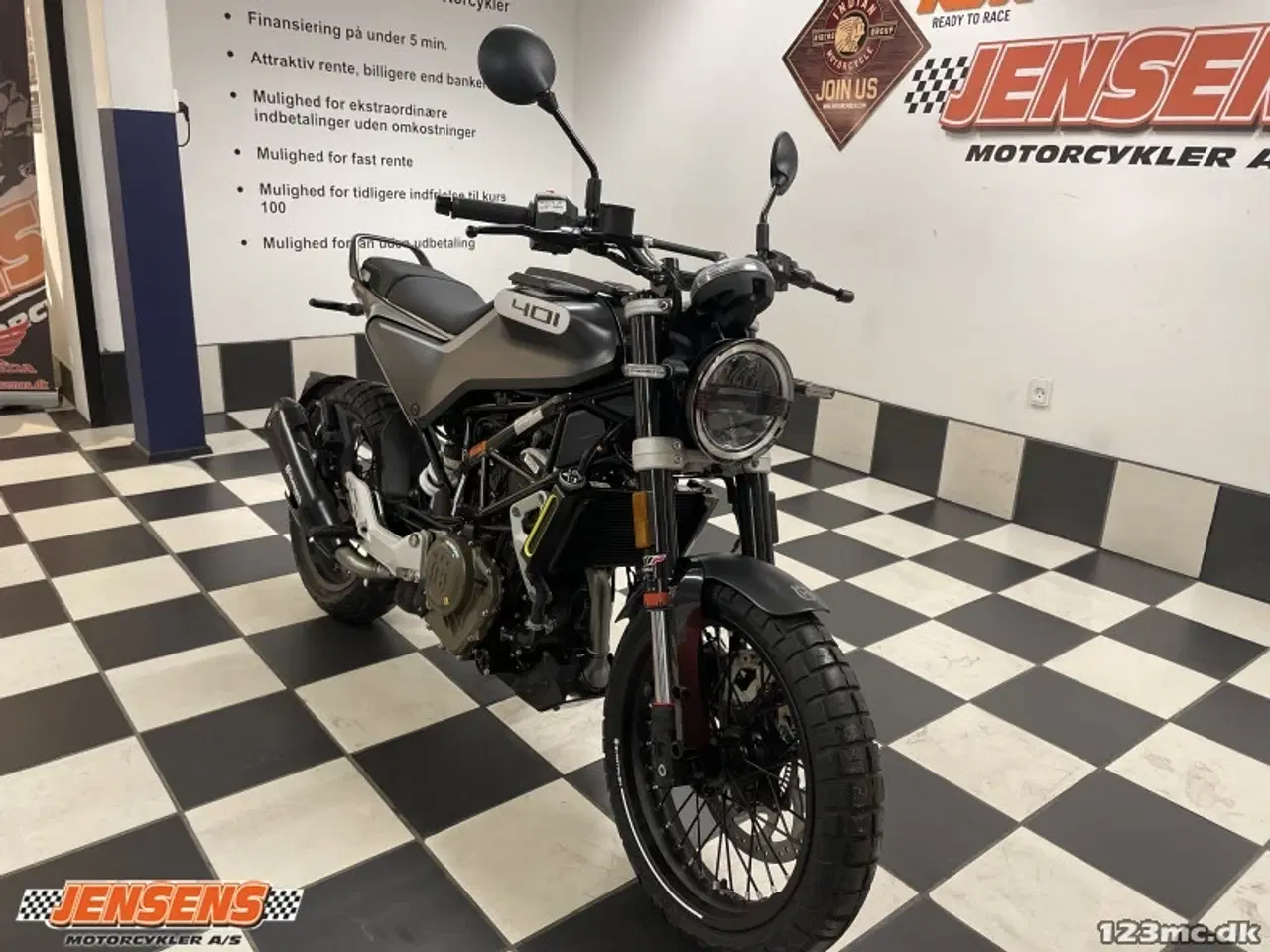 Billede 2 - Husqvarna Svartpilen 401