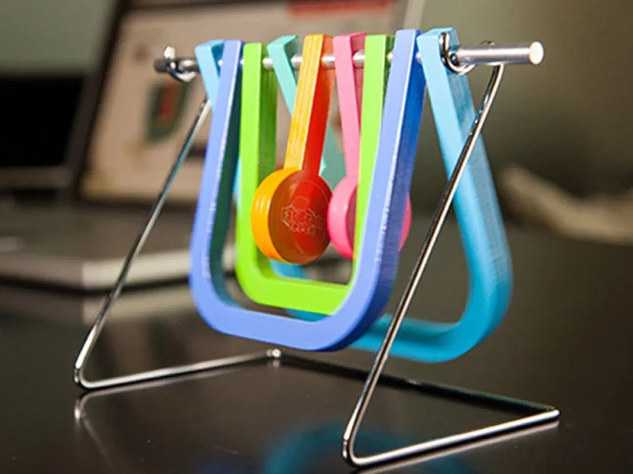 Billede 1 - Swingy Thing, Fidget Toy, Fat Brain Toys