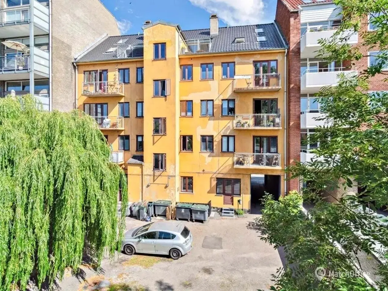 Billede 5 - Aflåste garager med sikker parkering på Roskildevej