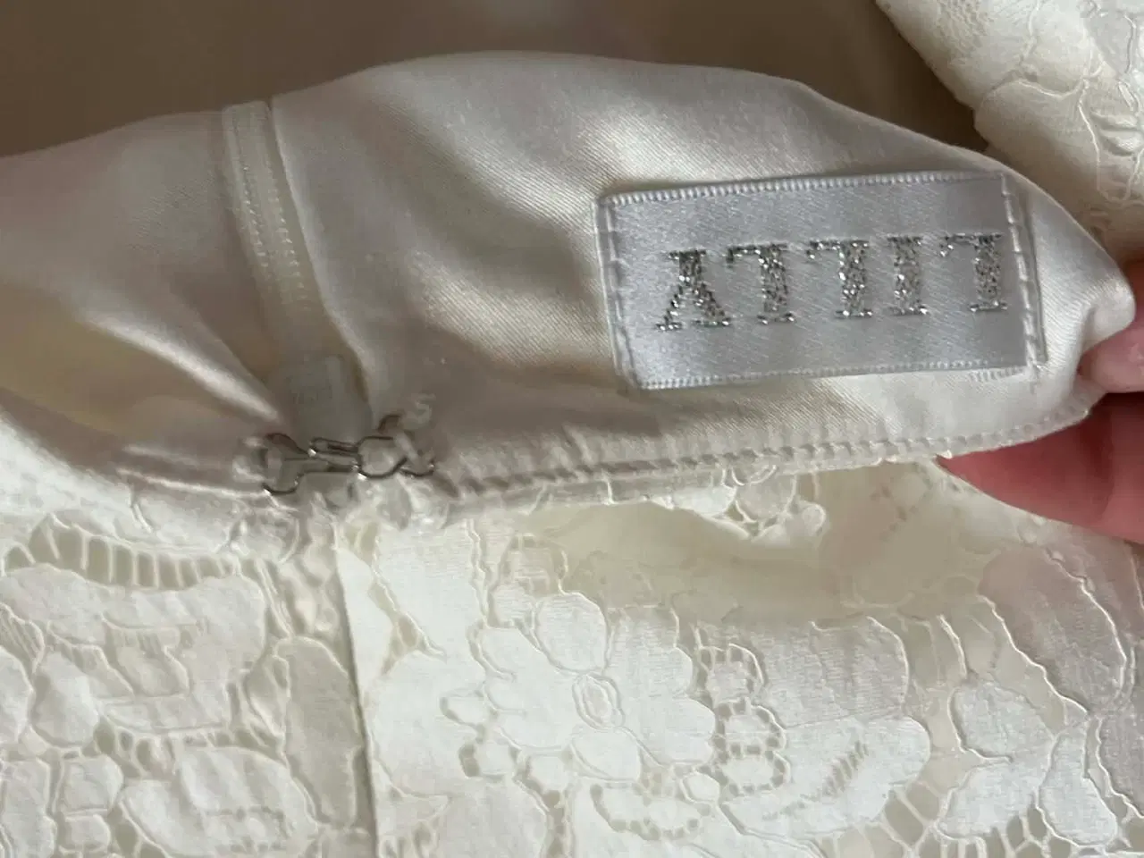 Billede 5 - Konfirmationskjole sælges