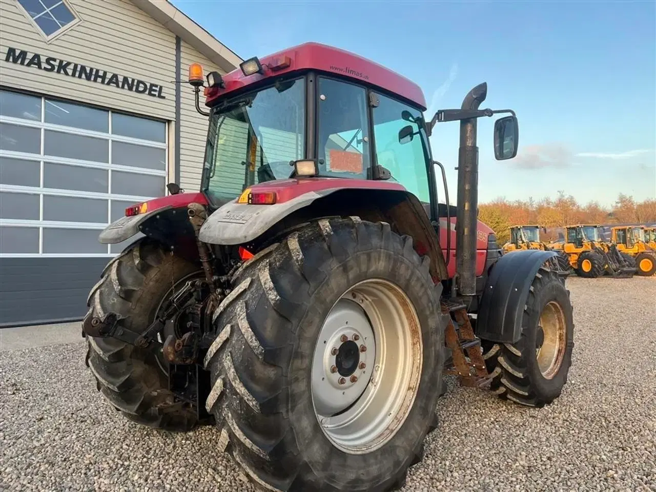 Billede 9 - Case IH MX135 Handy traktor med frontlift, orginal vægtklodser og nye bremser.