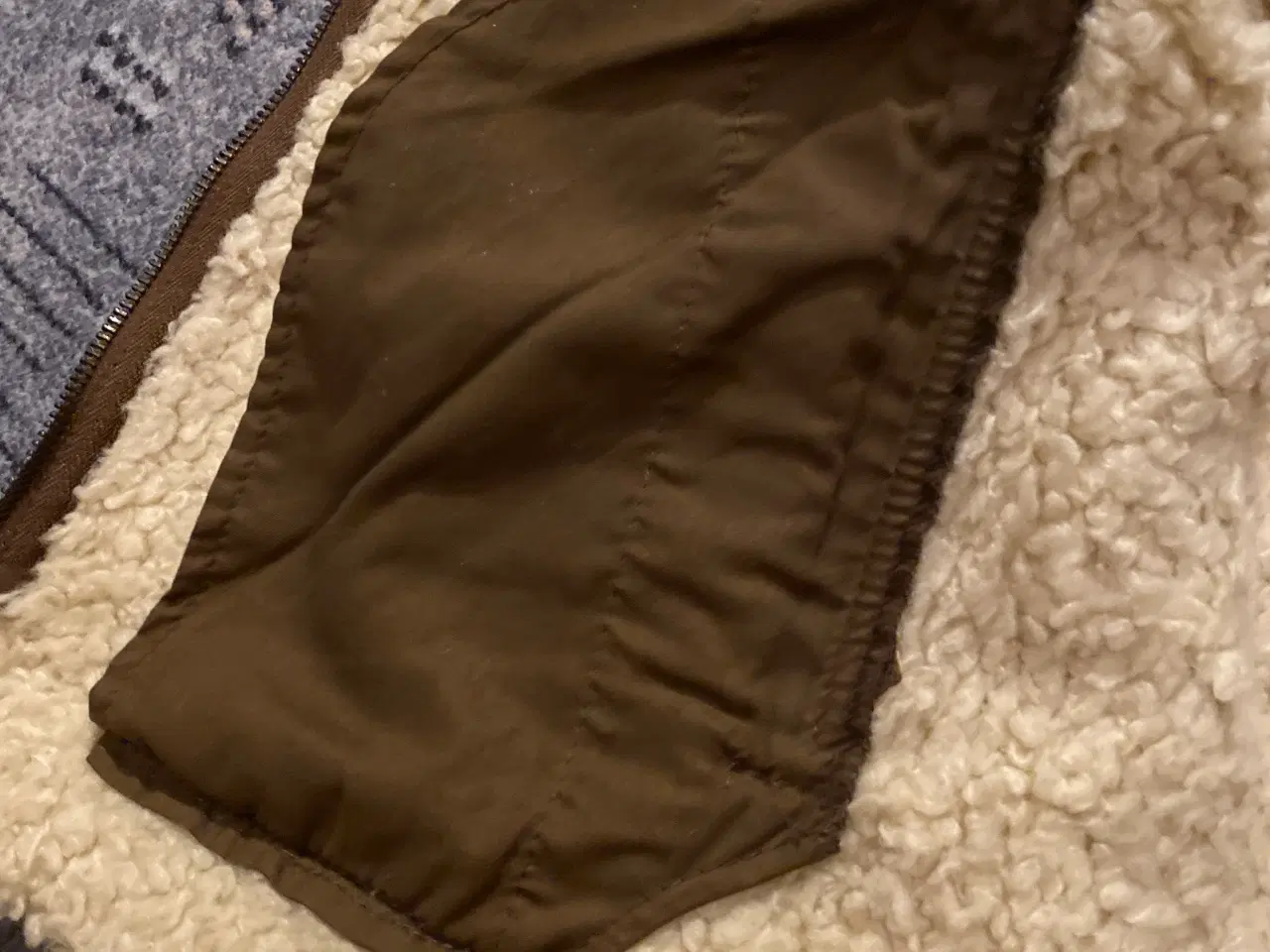 Billede 17 - H&M varm jakke med faux fur foer - 42