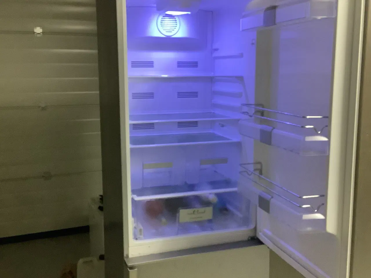 Billede 2 - Gram køle/fryseskab i rustfri stål