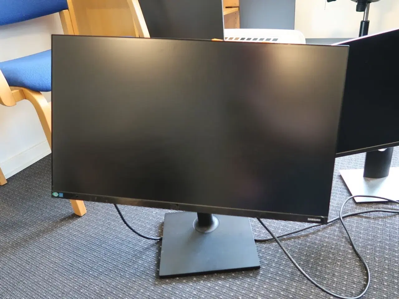 Billede 2 - Computerskærm SAMSUNG F27T450FQR