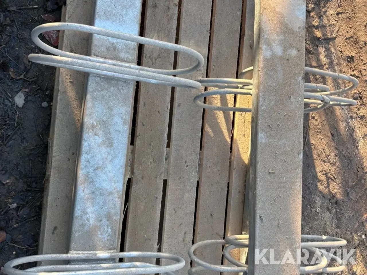 Billede 8 - Galvaniserede cykelstativer til nedstøbning 3 Styk