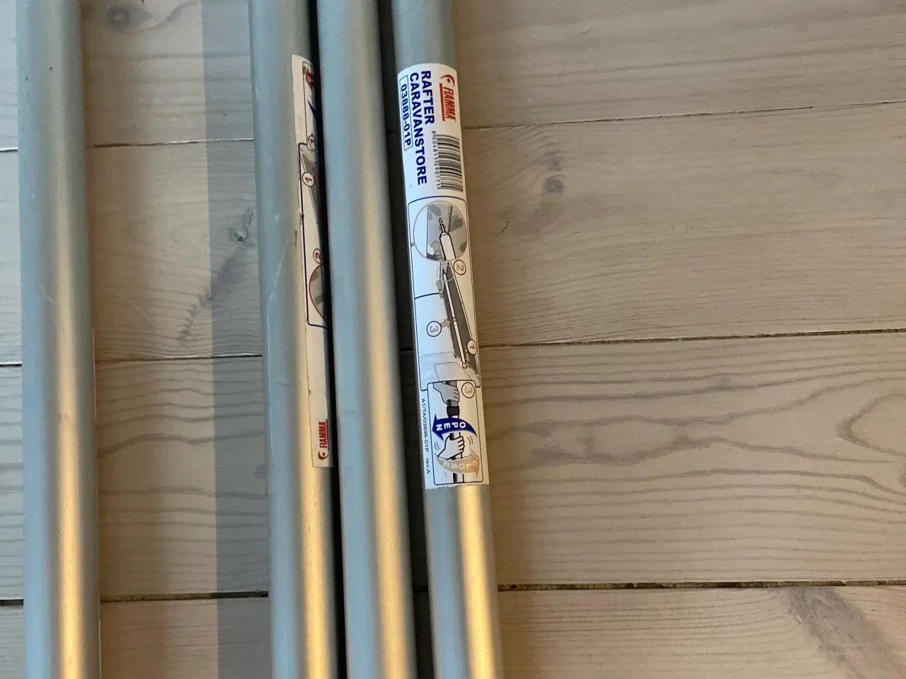Billede 2 - Rafter til fiamme markise 100 kr. pr stk