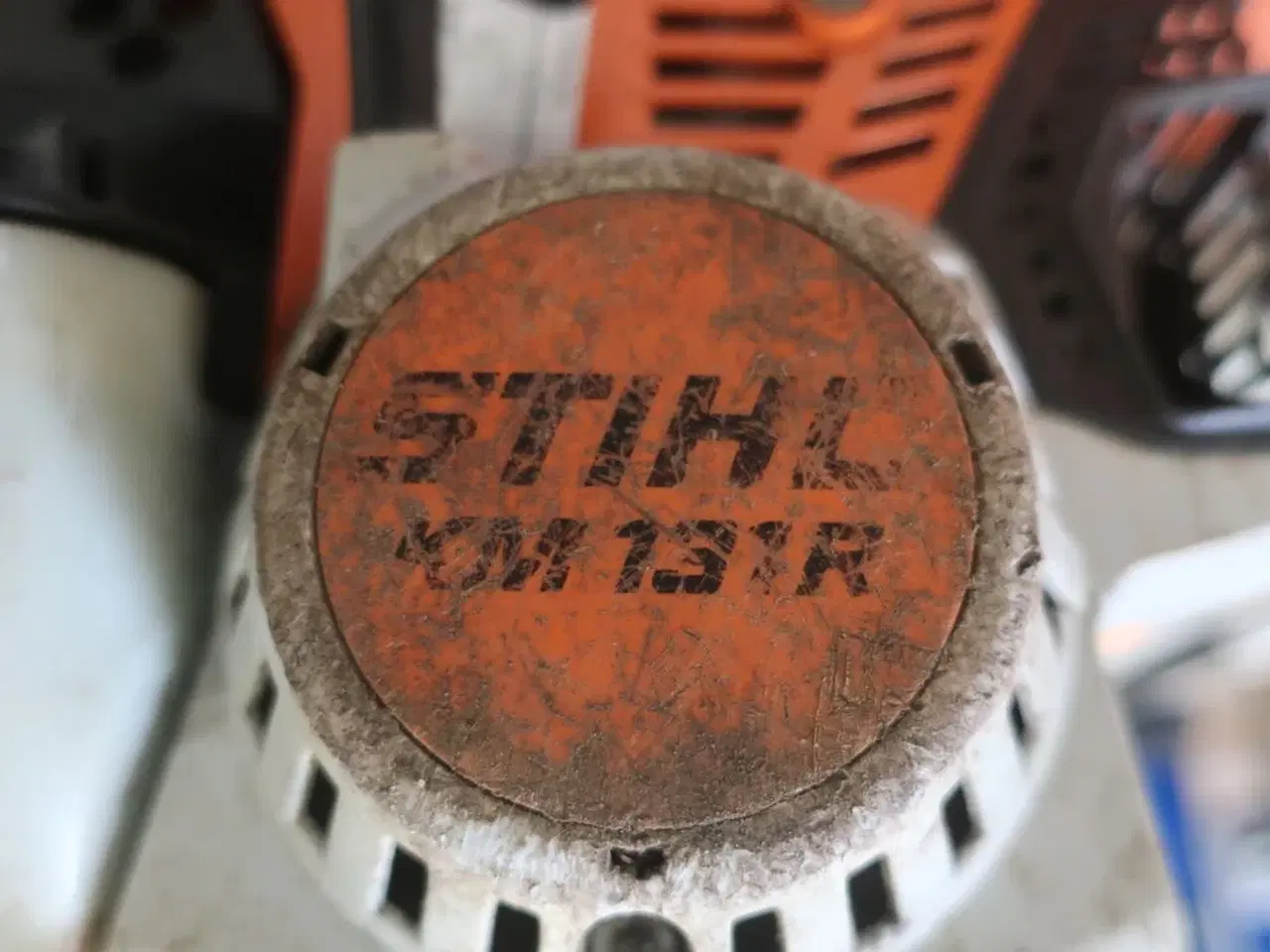 Billede 4 - Kombimotor STIHL KM131R med forsats hækkeklipper og motorsav