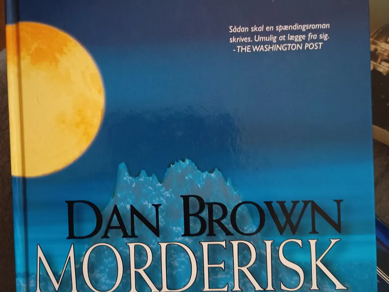 Billede 3 - Dan Brown bøger.