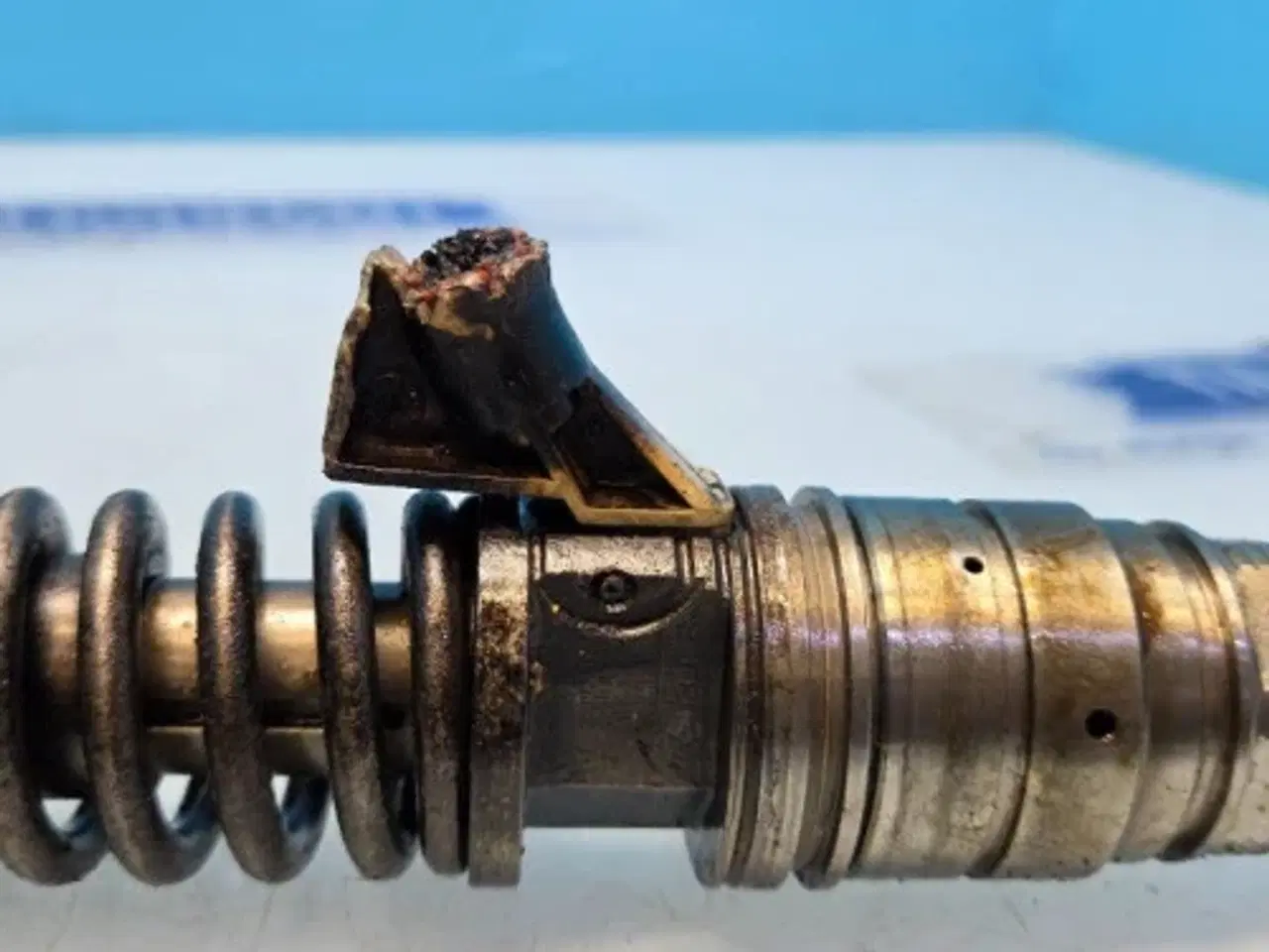 Billede 10 - Iveco F3AE0684D Injektor 504154922