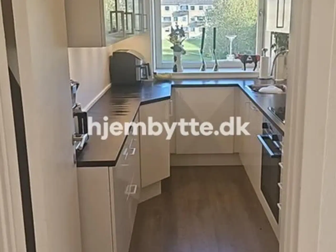 Billede 4 - Hjembytte - Skottegården