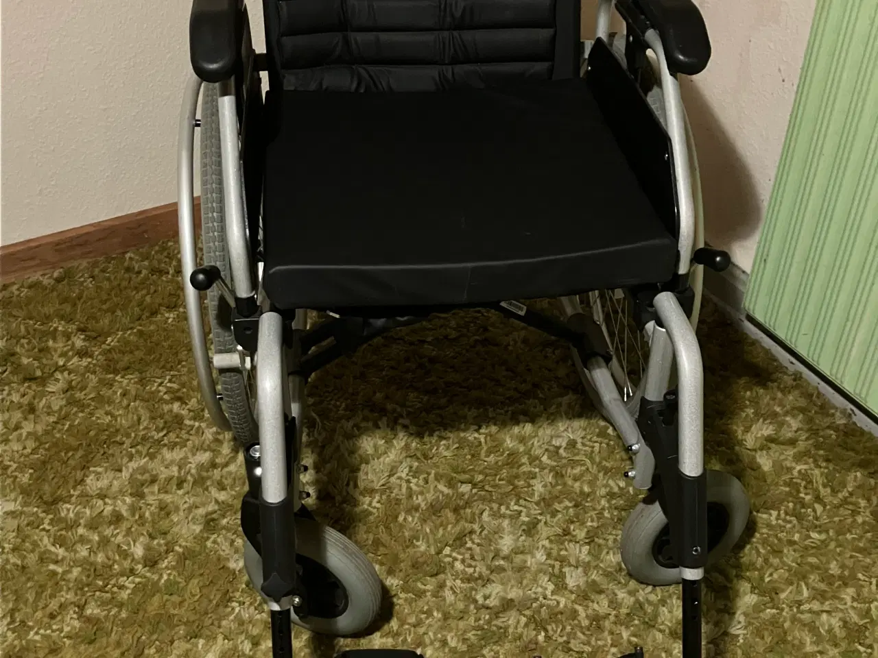 Billede 2 - Kørestol