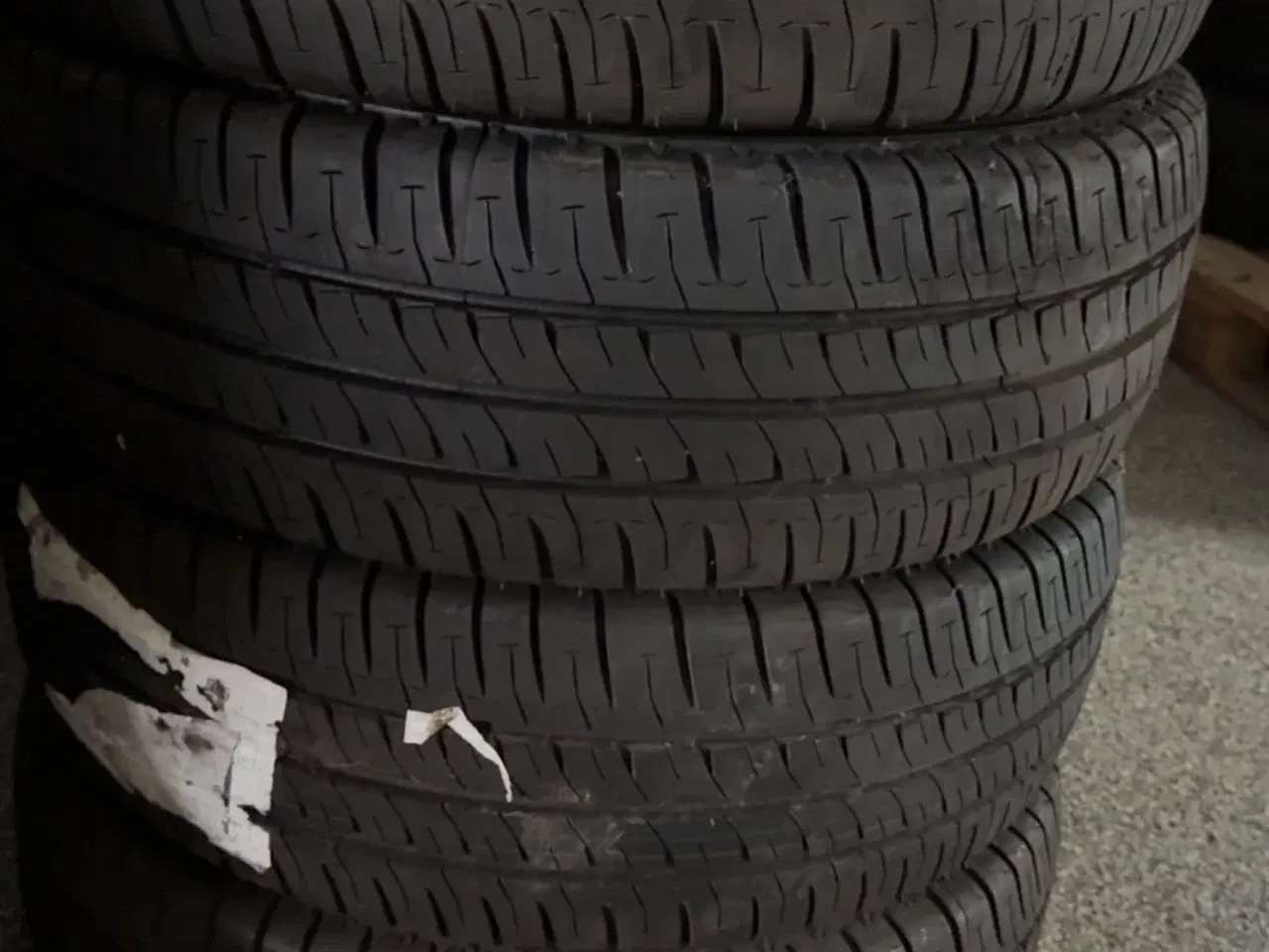 Billede 1 - 235/65 R16