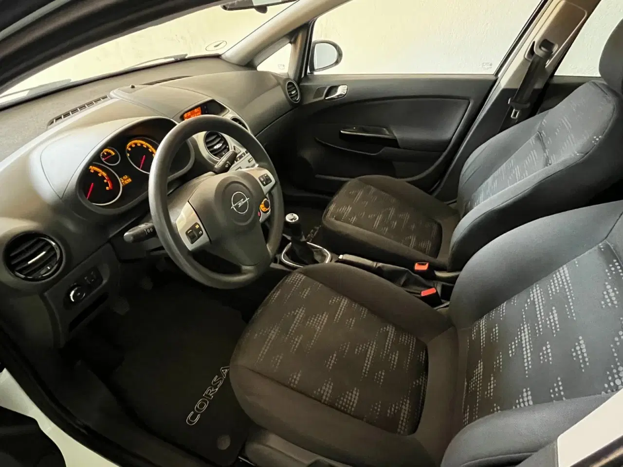 Billede 4 - Opel Corsa 1,2 16V Enjoy