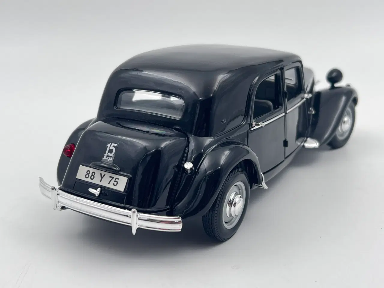 Billede 4 - 1952 Citroën 15CV V6 1:18  