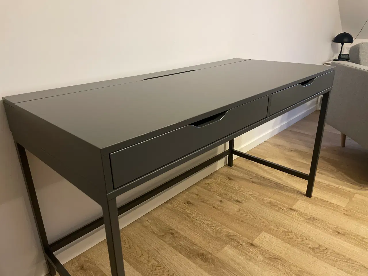 Billede 1 - Skrivebord fra IKEA