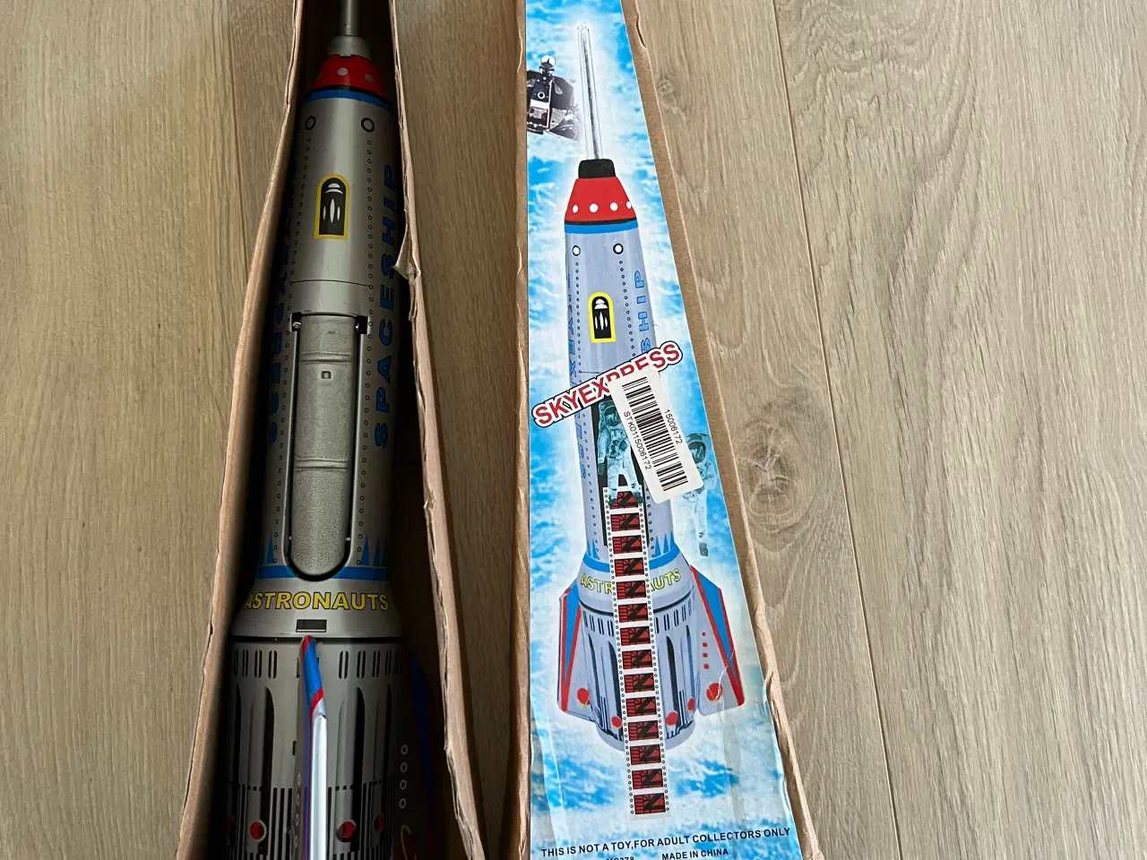 Billede 1 - Rumskib i tin