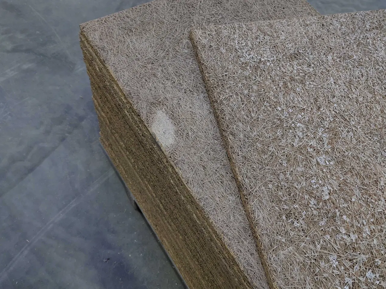 Billede 4 - Troldtekt til haller, værksteder og lignende.