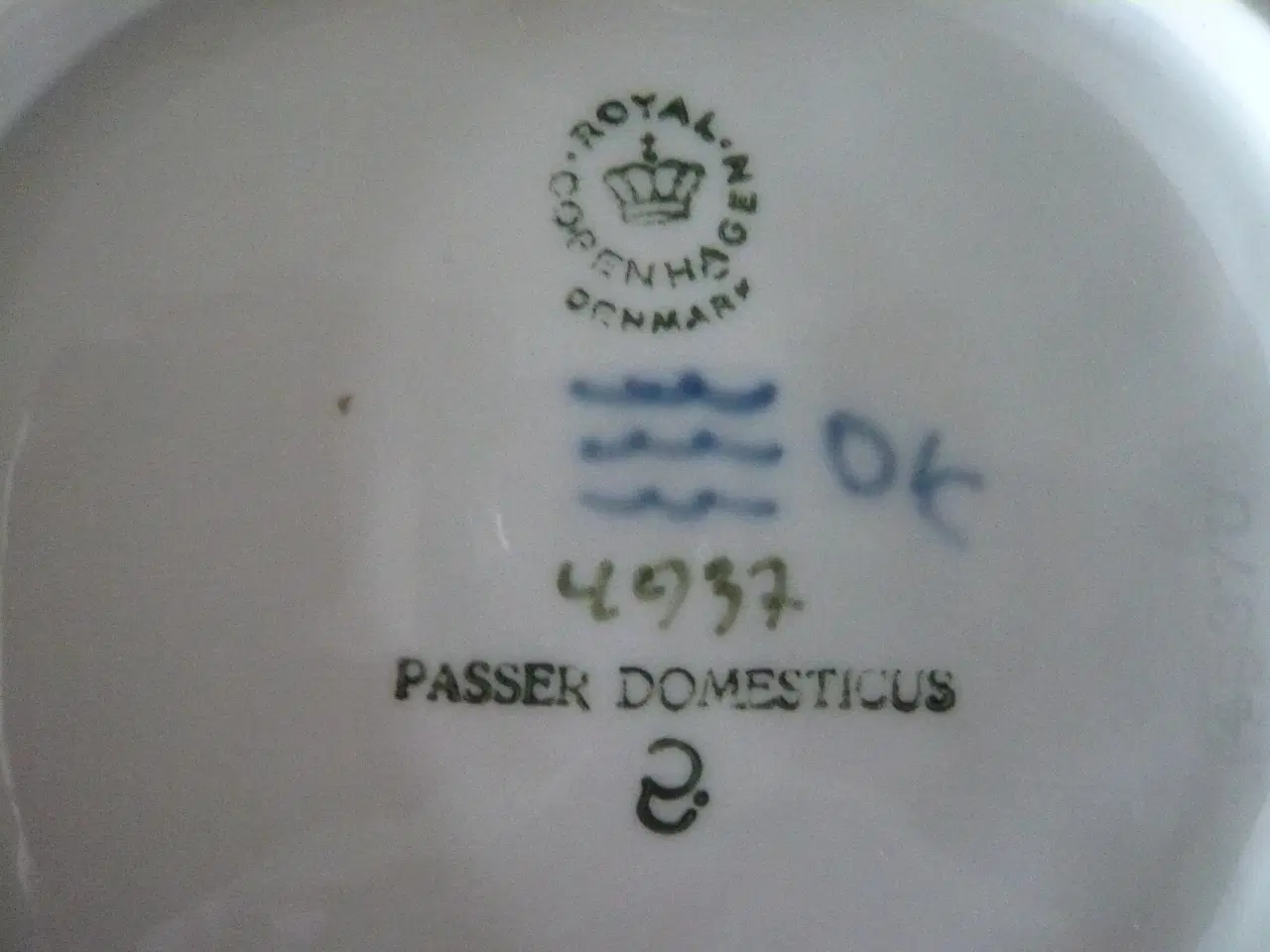 Billede 2 -  Royal Copenhagen. Platte med gråspurve No. 4937