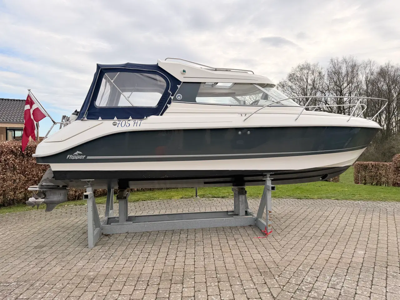 Billede 2 - Flipper 705 HT, Volvo Penta D5, Diesel 281 timer