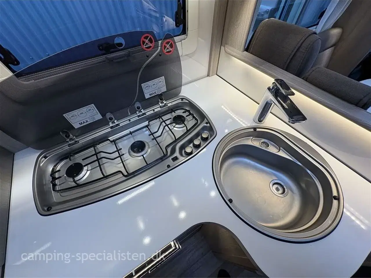 Billede 14 - 2021 - Kabe Travel Master Classic 740 LGB   Kabe Travel Master Classic 740 LGB 2021 - Se den nu hos Camping-Specialisten.dk