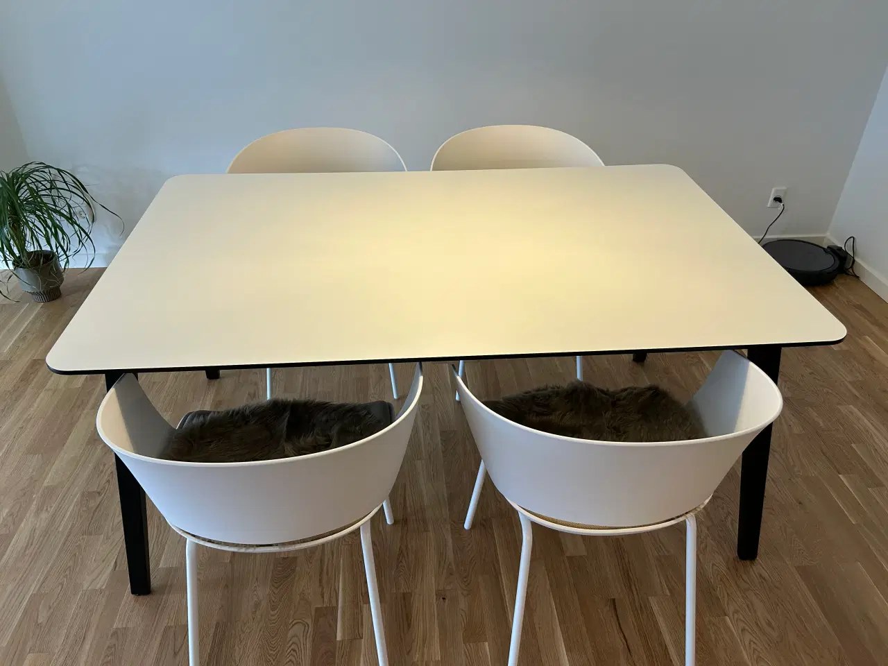 Billede 3 - Højtryks laminat spisebord