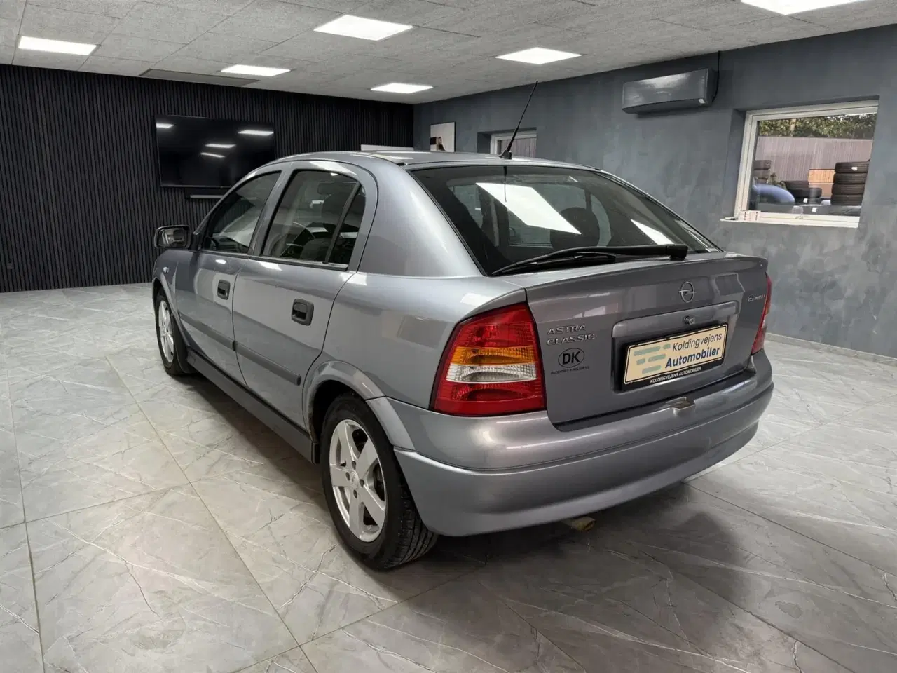 Billede 3 - Opel Astra 1,6 Twinport 103HK 5d