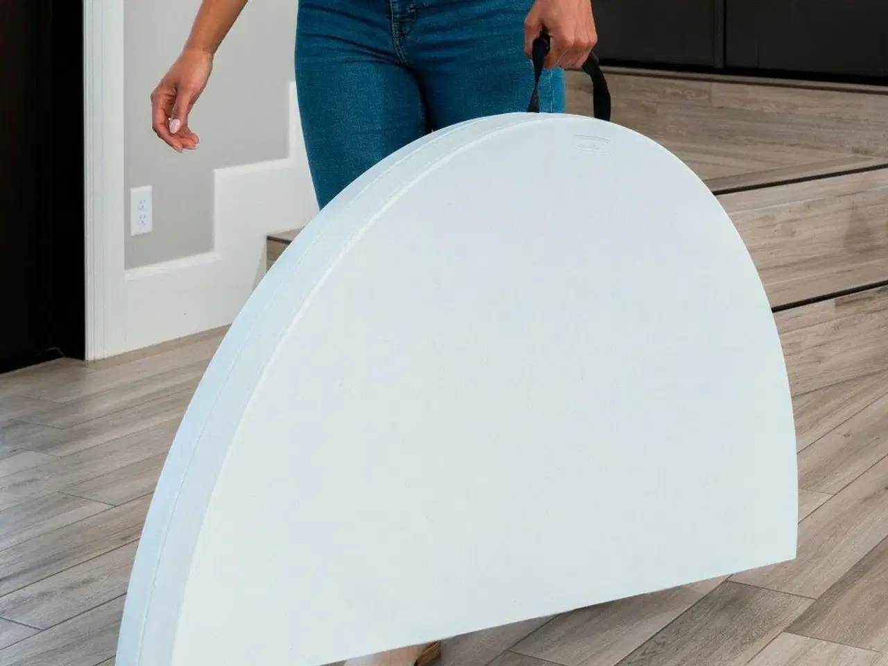 Billede 6 - Sammenklappeligt bord Lifetime - hvid, rundt 122 cm