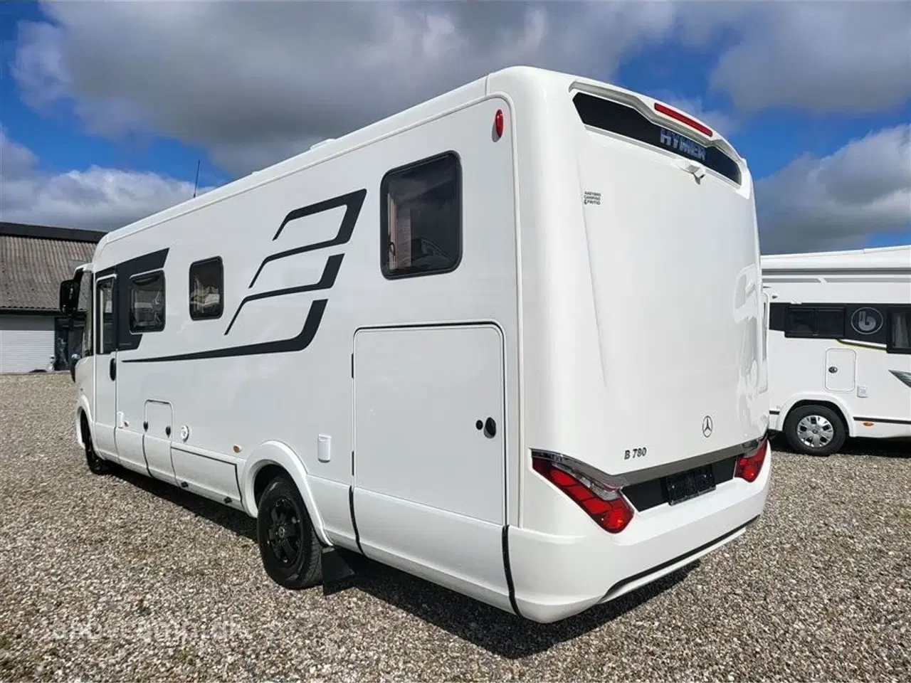 Billede 3 - 2020 - Hymer Masterline BML I780   Luksus på Mercedes Chassic. Solceller. Automatgear. To batterier. Inverter. vandbåret gulvarme.