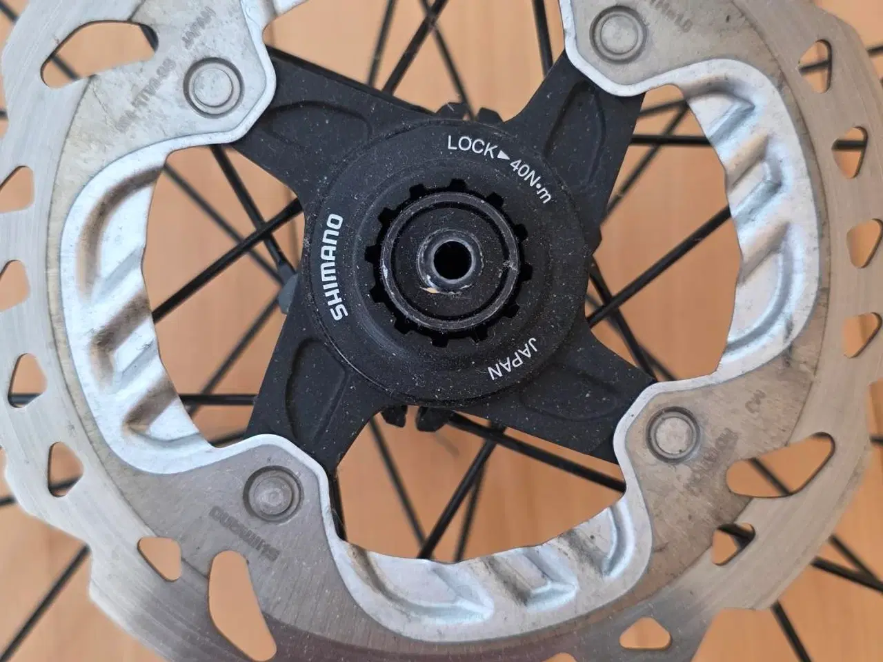 Billede 6 - Mavic Aksium One Disc 700c hjulsæt & Shimano 