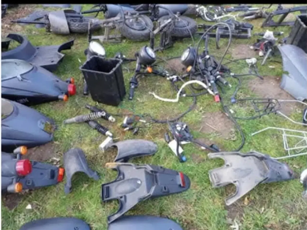 Billede 1 - Dele til vga vax sælges