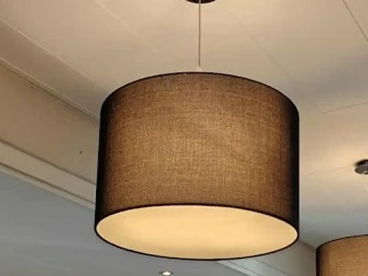 Billede 1 - loftlampe med stofskærm