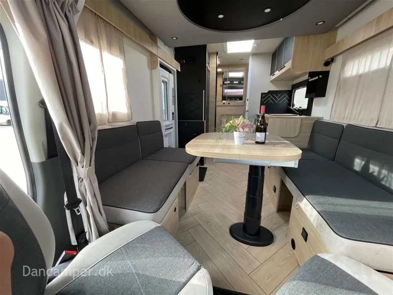 Billede 16 - 2026 - Chausson 640 Titanium Line   Chausson 640 Titanium Line. 165 HK og 8-trins automat gear
