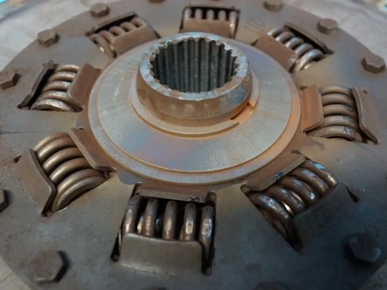 Billede 7 - Case 8010 Dæmpernav 87536815