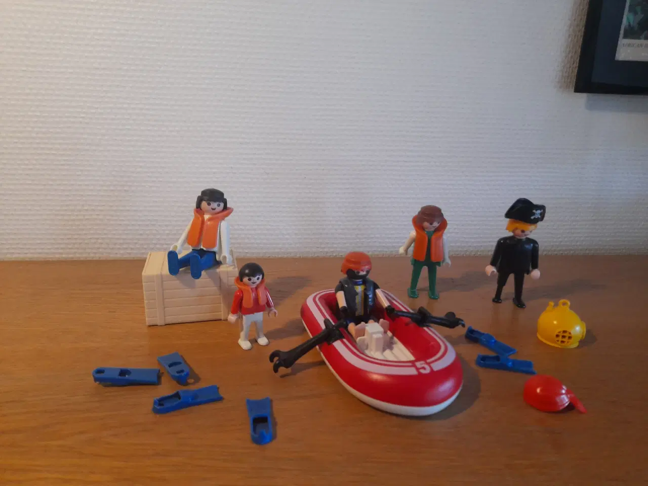 Billede 2 - Playmobil: Gummibåd, mænd med redningsveste m.m