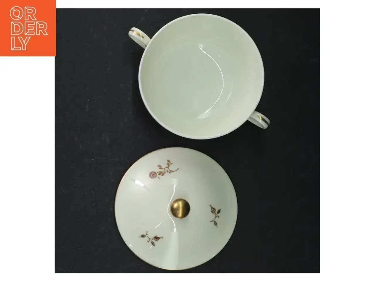 Billede 4 - Porcelæn suppeterrin med låg og blomstermotiv fra B&G