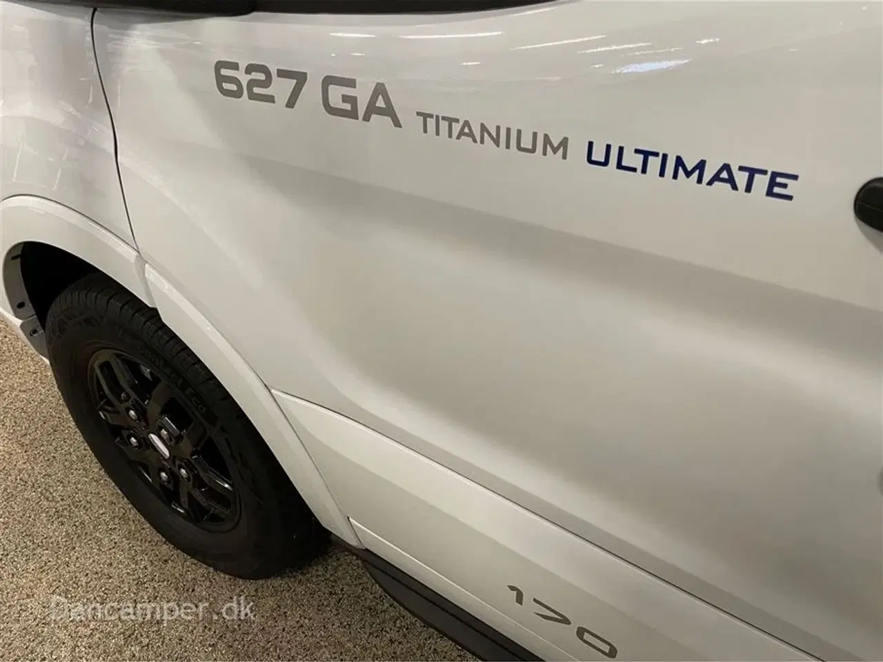 Billede 4 - 2024 - Chausson Titanium 627 ULTIMATE   Enkeltsenge + hæve-/sænkeseng, 5 selepladser, 4 sovepladser med mulighed for 5, 170Hk Aut,, Artic pakke, meget udstyr