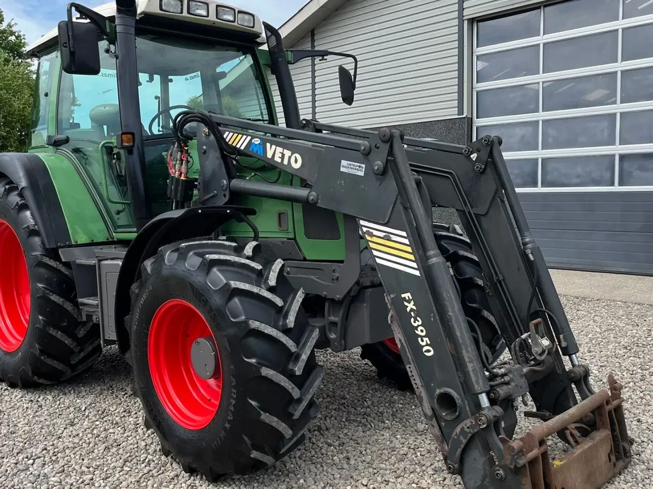 Billede 17 - Fendt 410 Vario med frontlæsser.