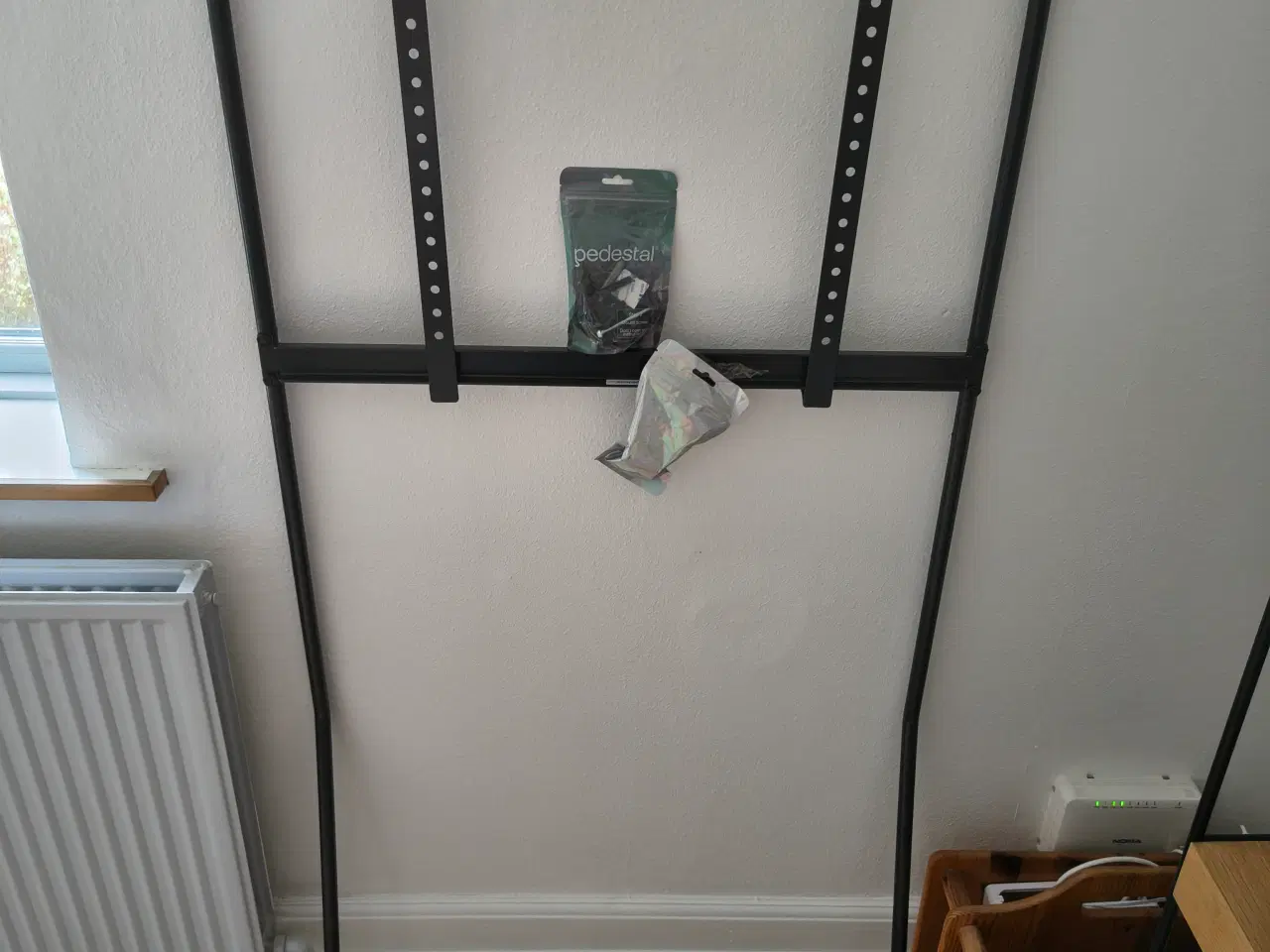 Billede 1 - Pedestal Lean PRO tv-stander