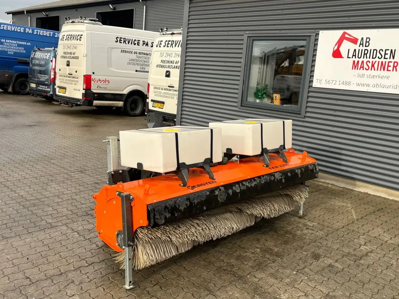 Billede 2 - Kersten fkm 22560 h 225cm Hydraulisk kost med vandanlæg Som ny!