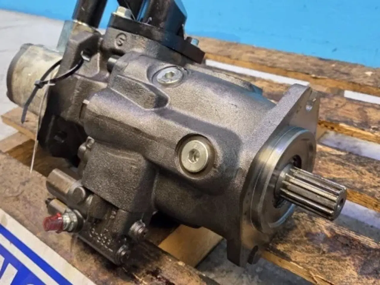 Billede 13 - Valtra  S394   Pumpe   4379960M91