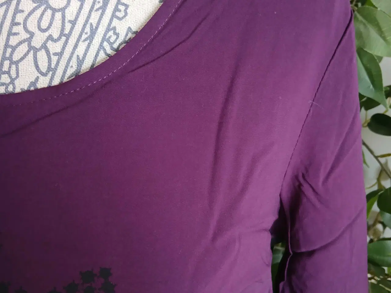 Billede 3 - Bluse. St-Martins. Small/36