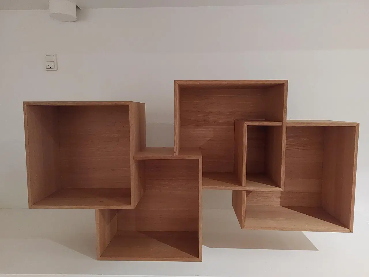 Billede 1 - Quadro smart hylde i olieret eg