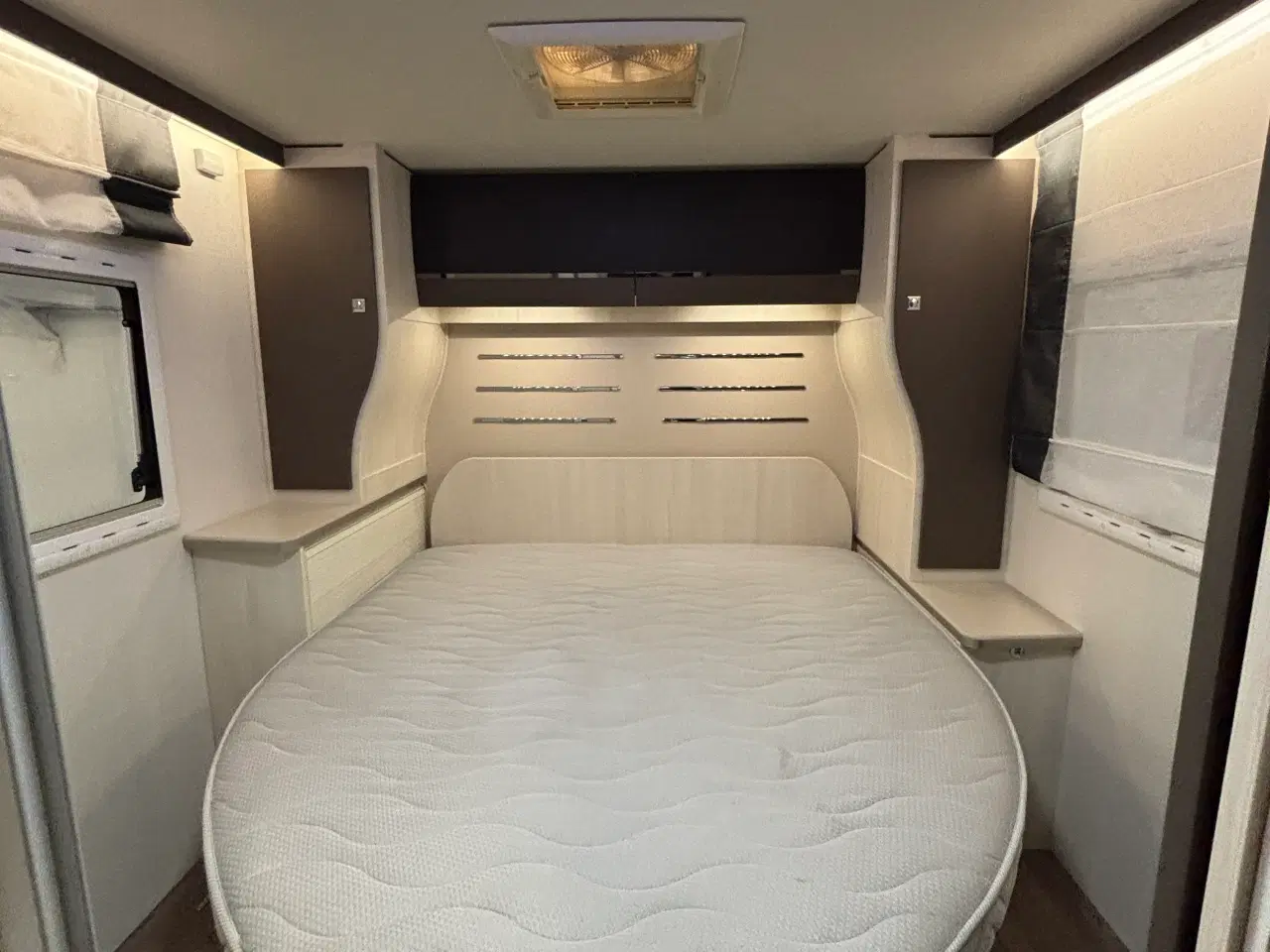 Billede 10 - Autocamper Sælges - Chausson 768 Welcome Premium