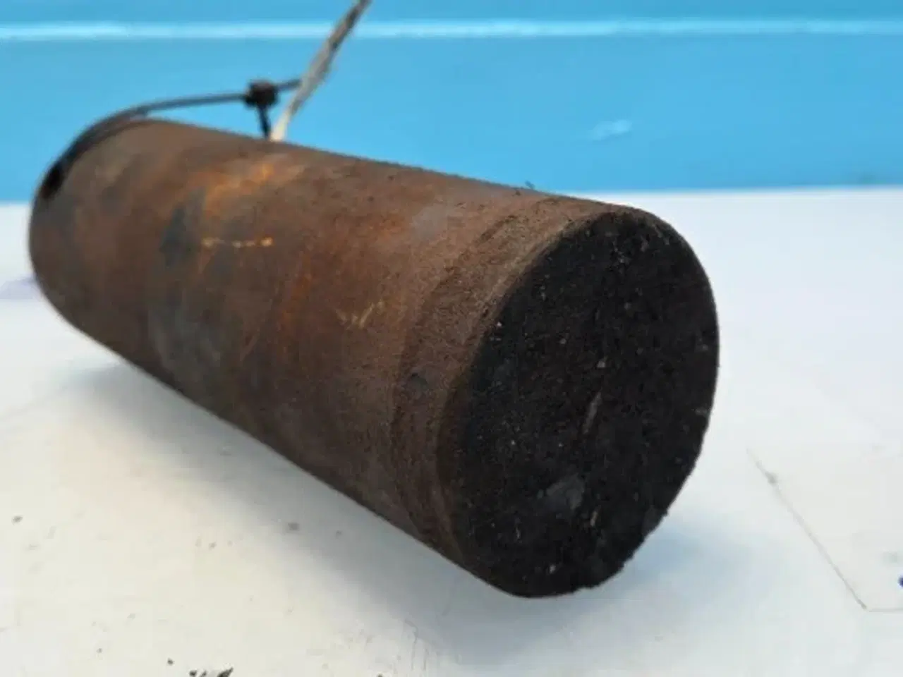 Billede 11 - New Holland LB115B Stift 85803192