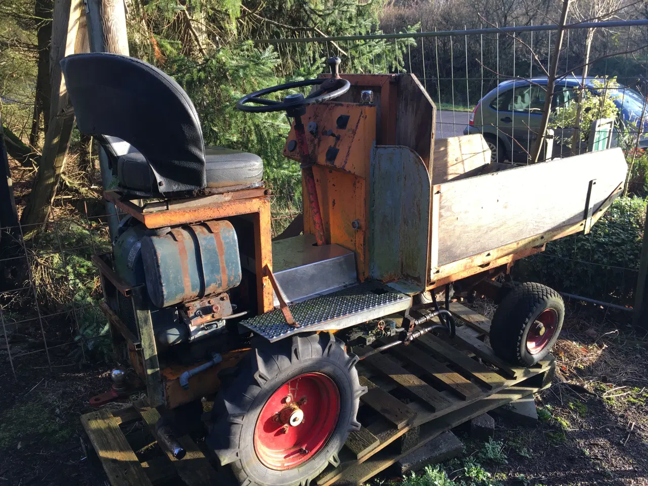 Billede 1 - Kirkegårdsmaskine