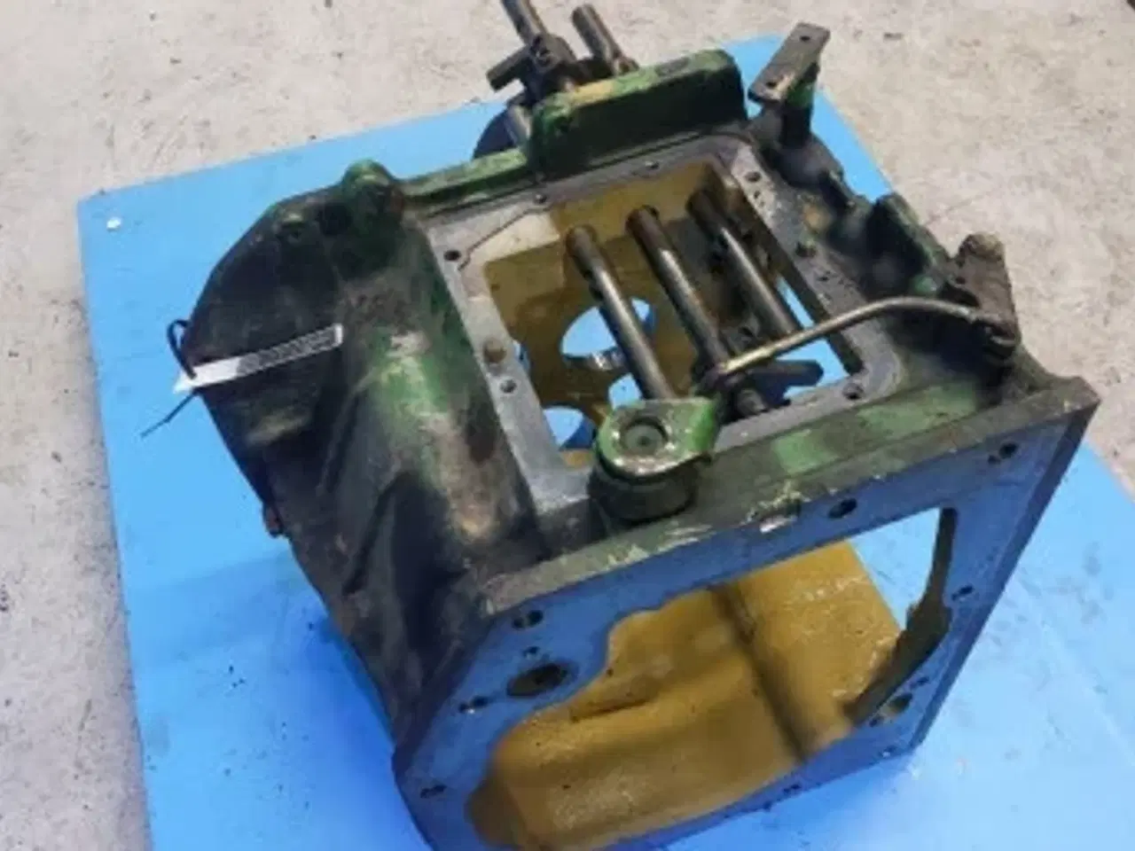 Billede 2 - John Deere 6200 Transmission Hus AL75537