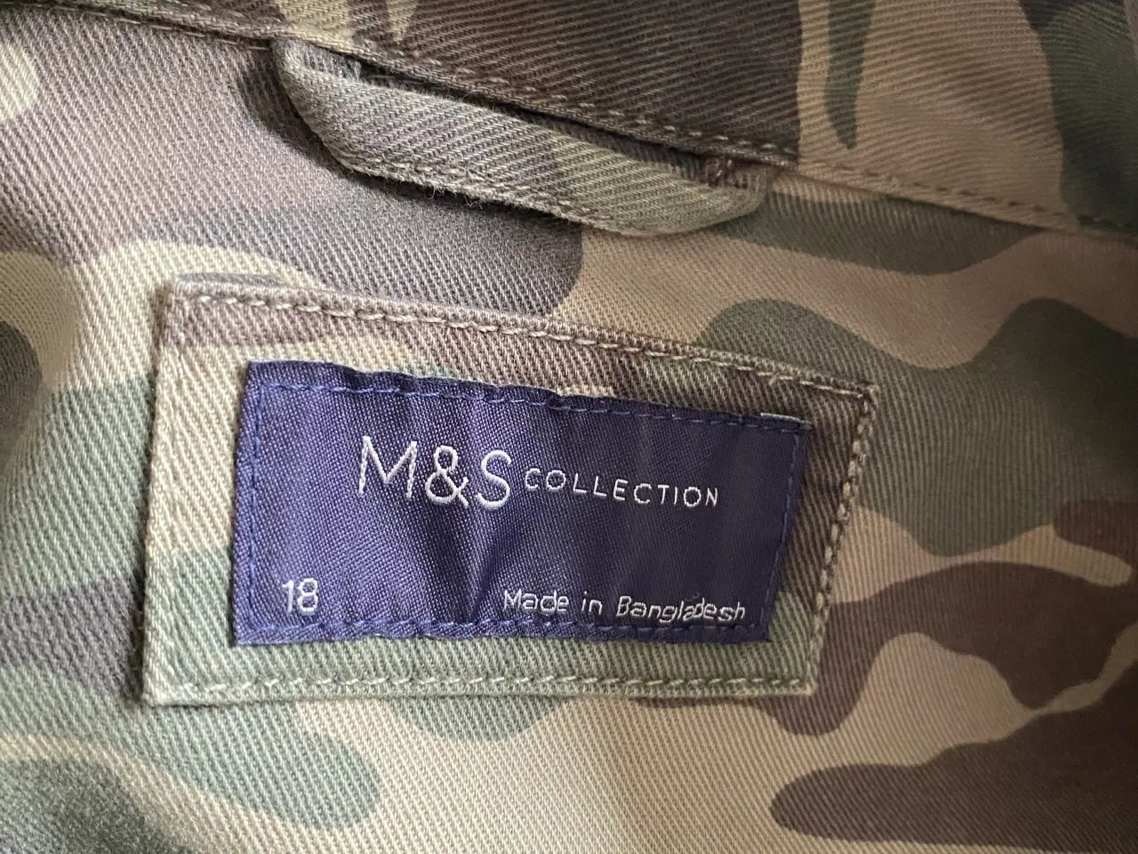 Billede 8 - Camoflage jakke fra M&S COLLECTION