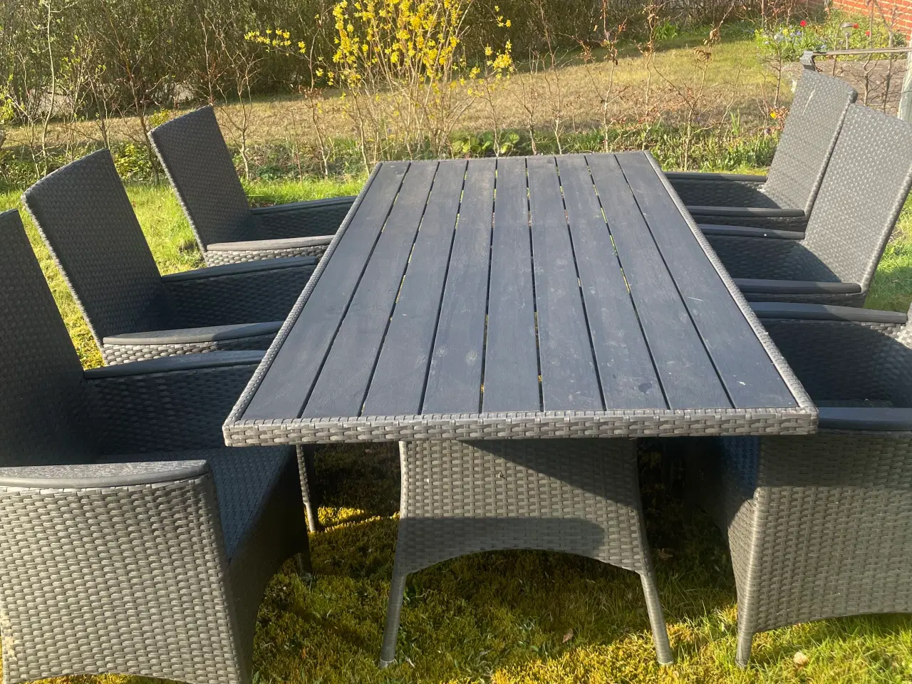 Billede 2 - Havebord med 6 stole super fin stand