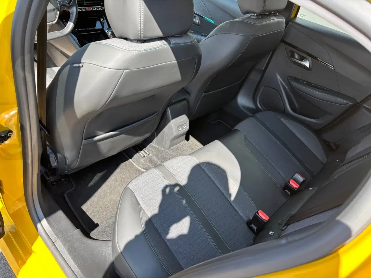 Billede 20 - Peugeot 208 1,5 BlueHDi 100 Allure Sky